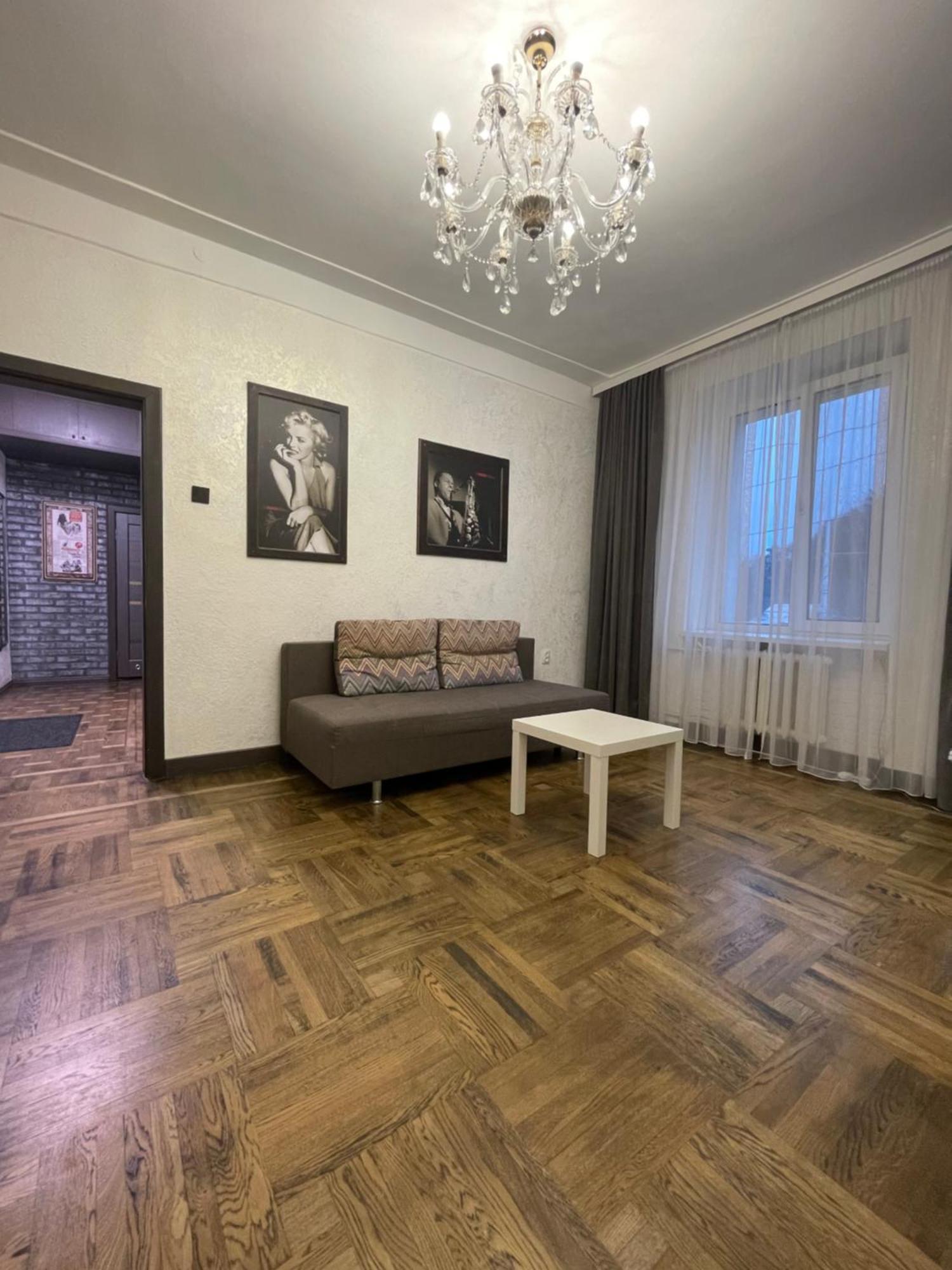 Apartment On Soborna 101 ヴィーンヌィツャ エクステリア 写真