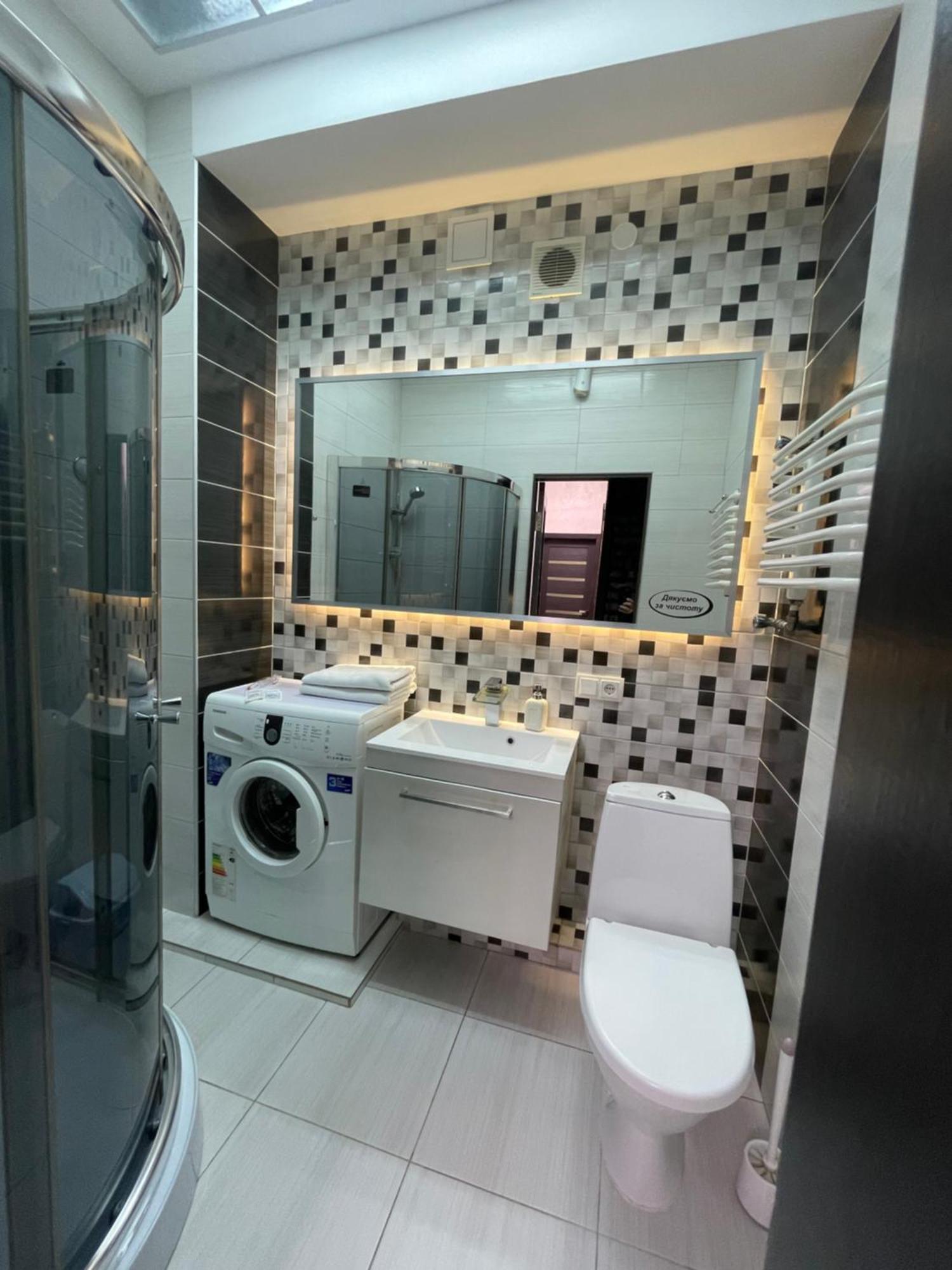 Apartment On Soborna 101 ヴィーンヌィツャ エクステリア 写真