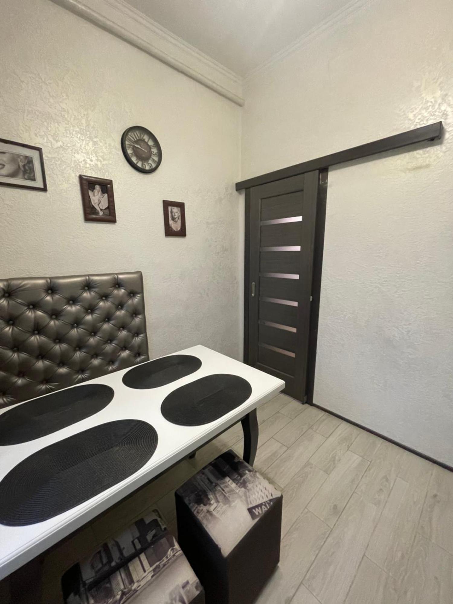 Apartment On Soborna 101 ヴィーンヌィツャ エクステリア 写真