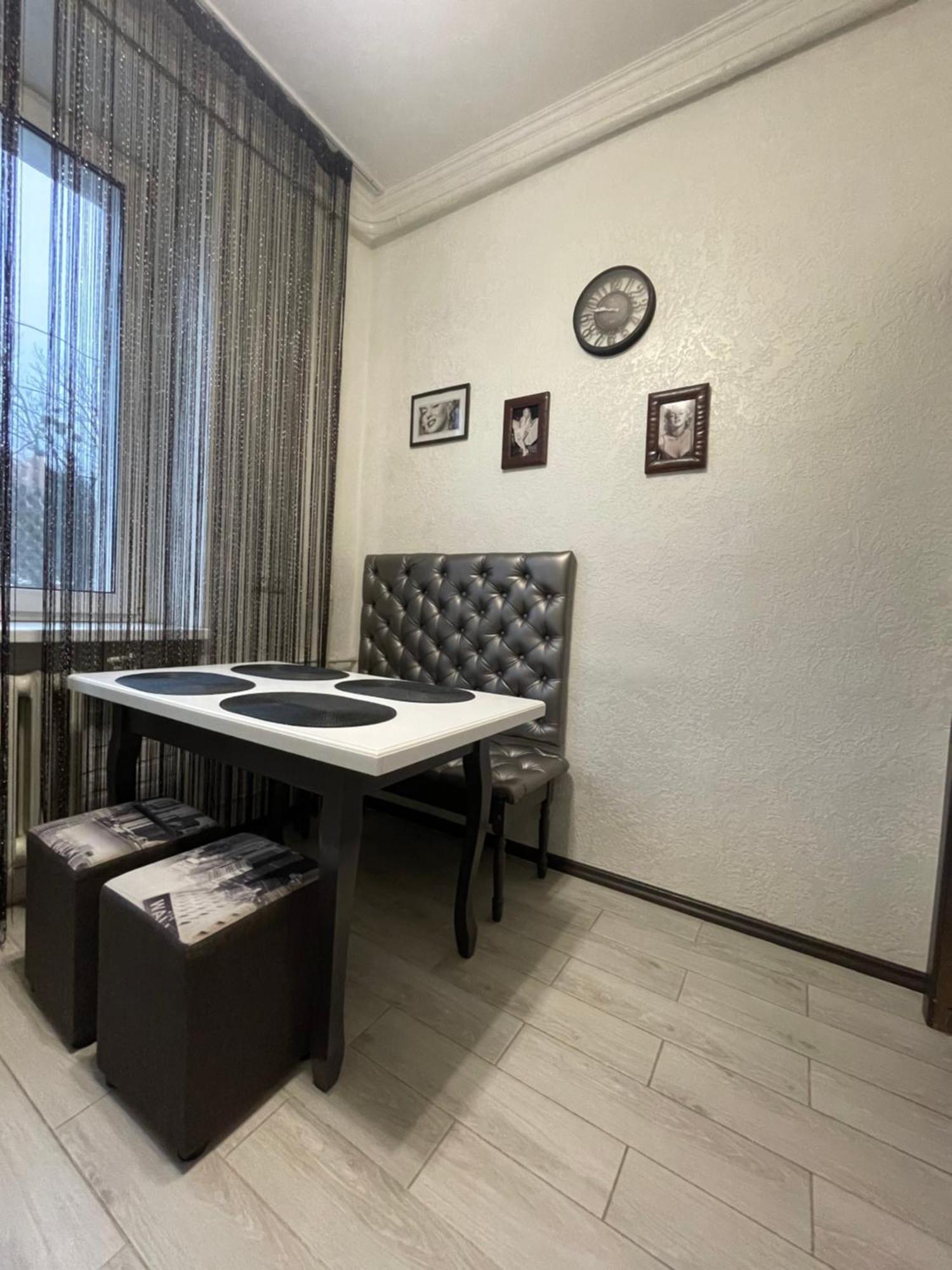 Apartment On Soborna 101 ヴィーンヌィツャ エクステリア 写真